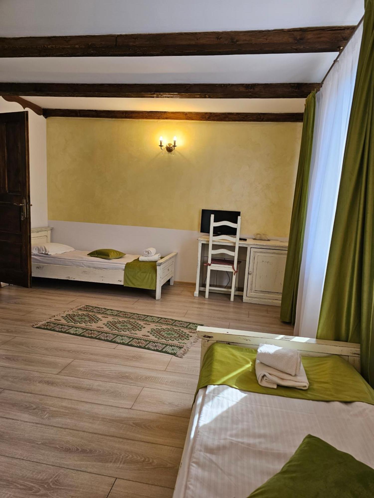 Hanul Vestem Sibiu Exterior foto
